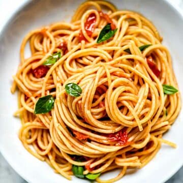 Quick Pasta Pomodoro Sauce | foodiecrush.com