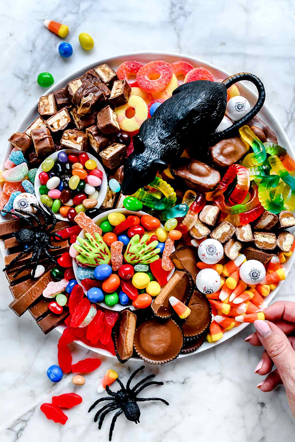 How to Make a Candy Charcuterie Board - foodiecrush .com