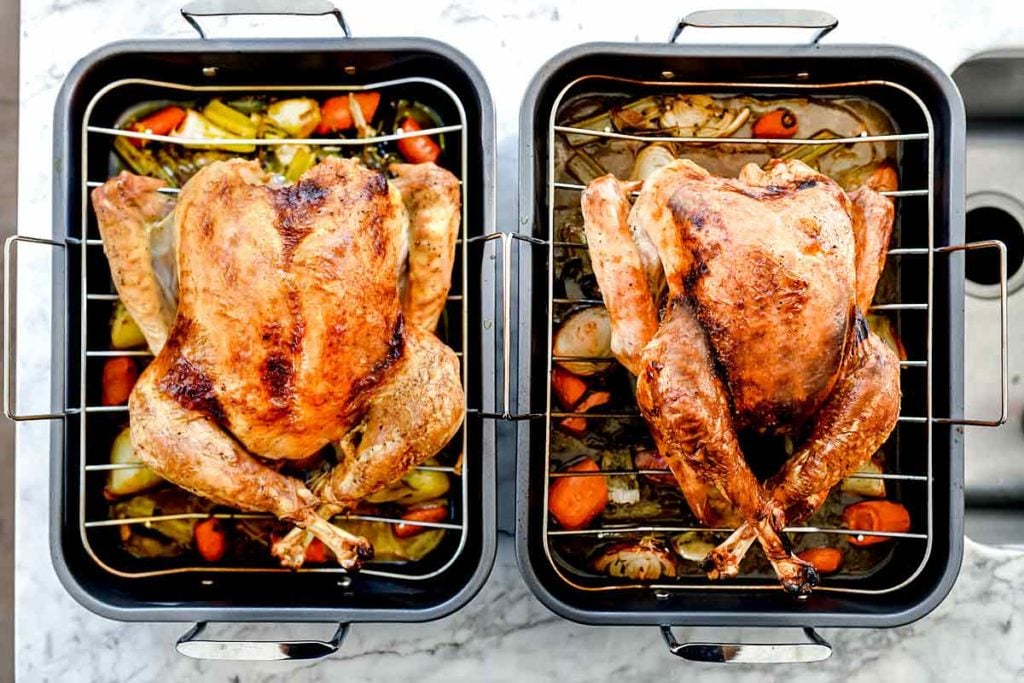 How to Cook a Perfectly Juicy Turkey | foodiecrush.com #turkey #recipes #dinner #thanksgiving
