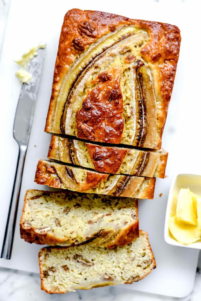 Recette de pain aux bananes classique |  foodiecrush.com #banane #pain #quickbread #classique #facile