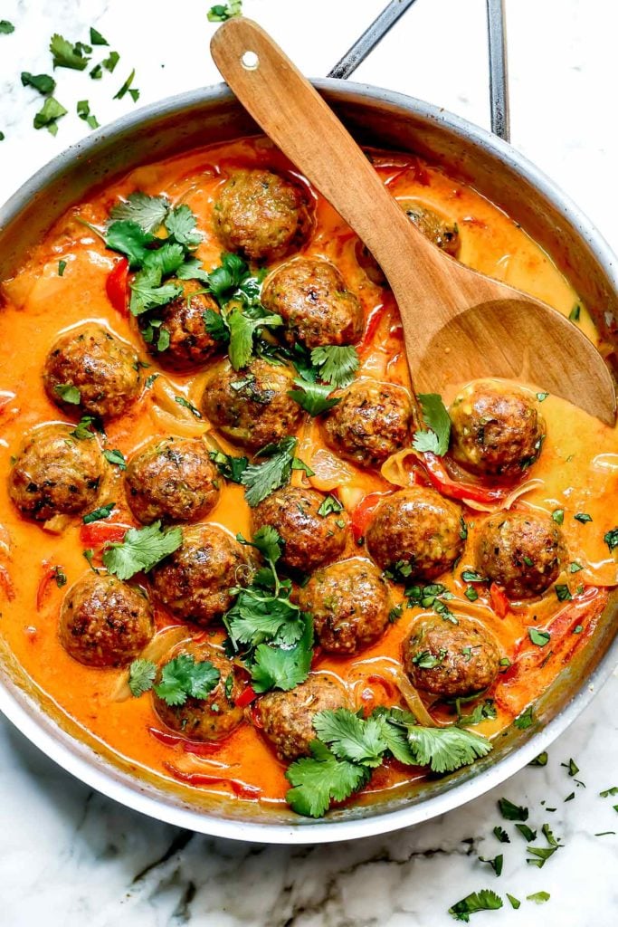 Thai Meatballs In Coconut Curry Sauce | foodiecrush.com #meatballs #turkey #healthy #recipe #curry #coconut #baked #easy #recipes #homemade