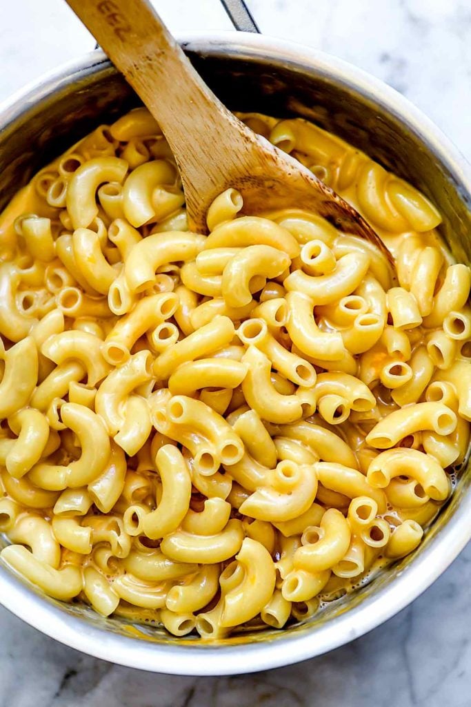 Easy Homemade Mac n Cheese on the Stovetop | foodiecrush.comEasy Homemade Mac n Cheese on the Stovetop | foodiecrush.com
