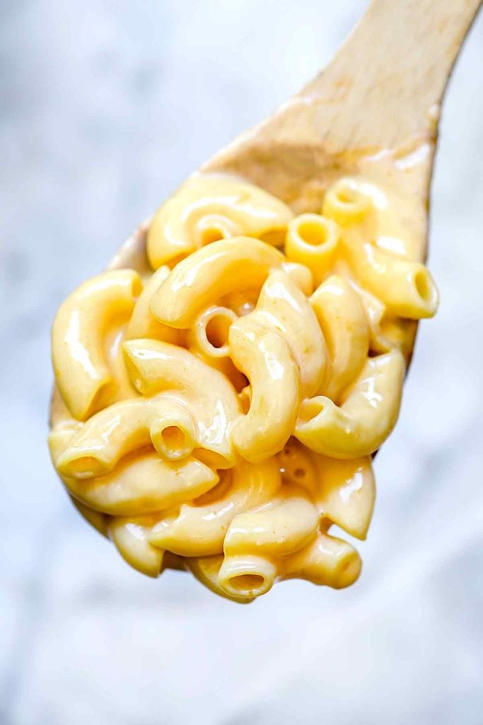 Easy Homemade Mac n Cheese on the Stovetop | foodiecrush.com