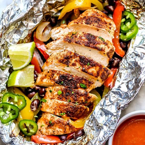 The BEST Easy Chicken Fajitas
