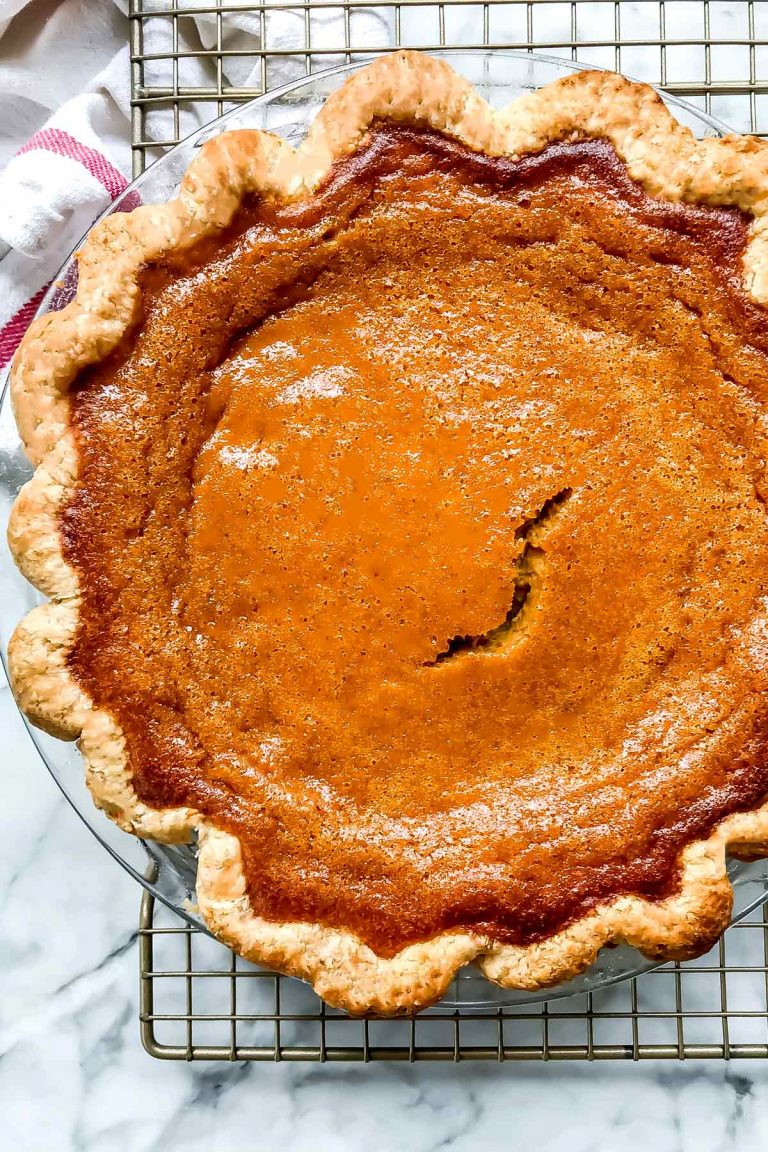 Easy Pumpkin Pie Recipe From Scratch - foodiecrush.com