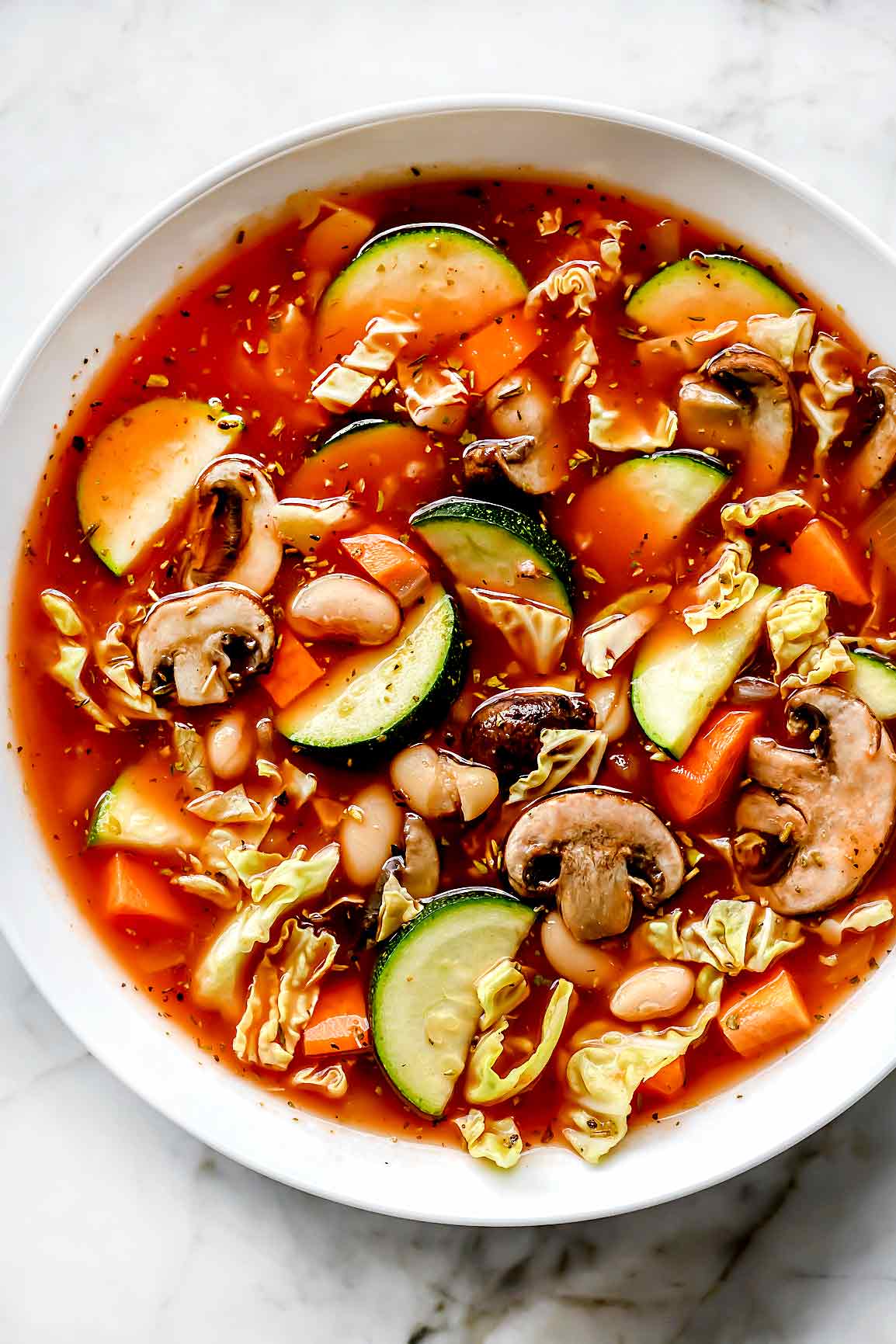 The BEST Healthy Cabbage Soup 