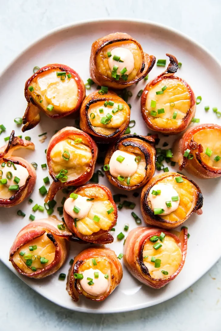 This image has an empty alt attribute; its file name is baconwrappedscallops-728x1092.webp