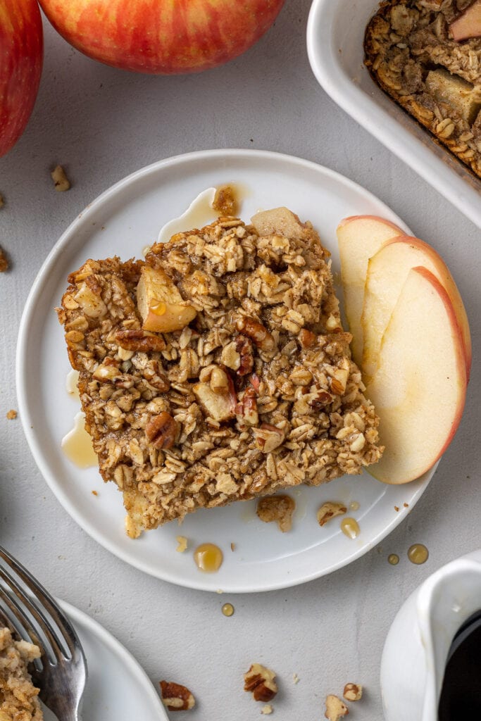 Baked Apple Oatmeal from thecleaneatingcouple.com on foodiecrush.com