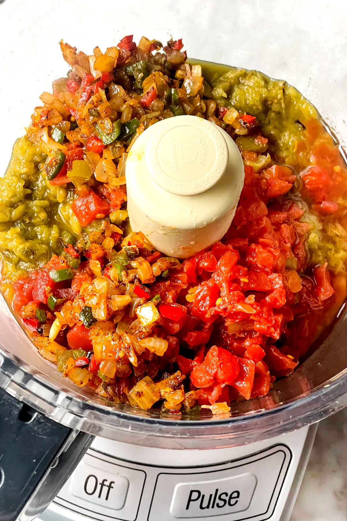 Hot to Make THE BEST Queso Dip