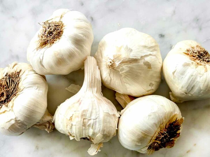 Garlic bulbs garlic cloves foodiecrush.com