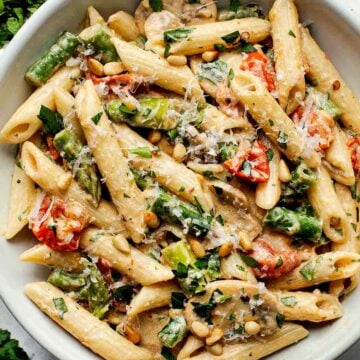 Creamy Pasta Primavera recipe in bowl