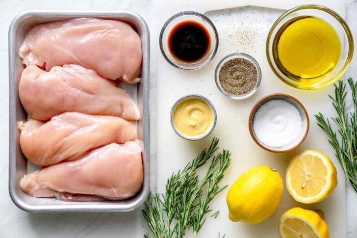 What's in Grilled Rosemary Chicken Breasts ingriedents